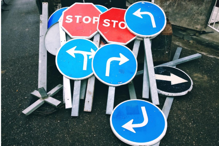 Panneaux signalisation routière